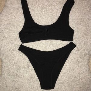 Kendall and Kylie Bikini